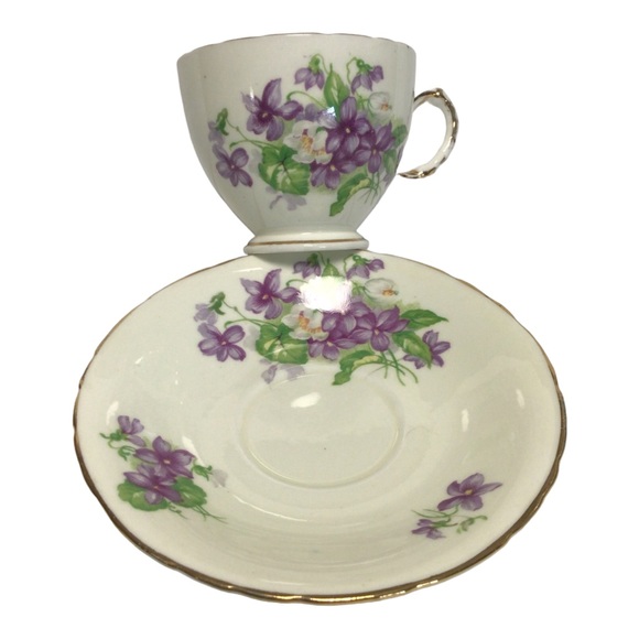 Vintage HM (Lion) SUTHERLAND Bone China Purple Lilac Floral Tea Cup & Saucer - Picture 10 of 14